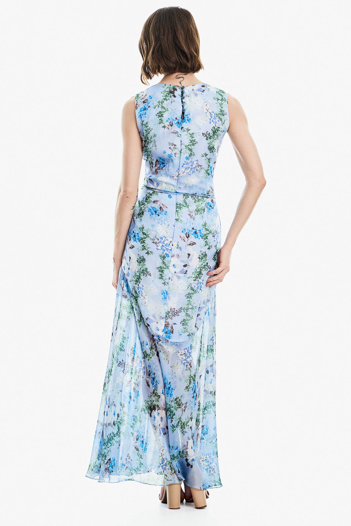 Vestido Longo com Recortes Sofia