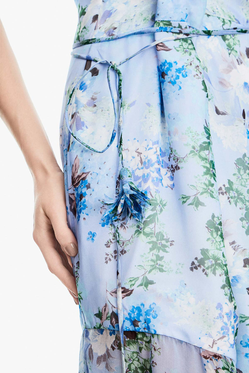 Vestido Longo com Recortes Sofia