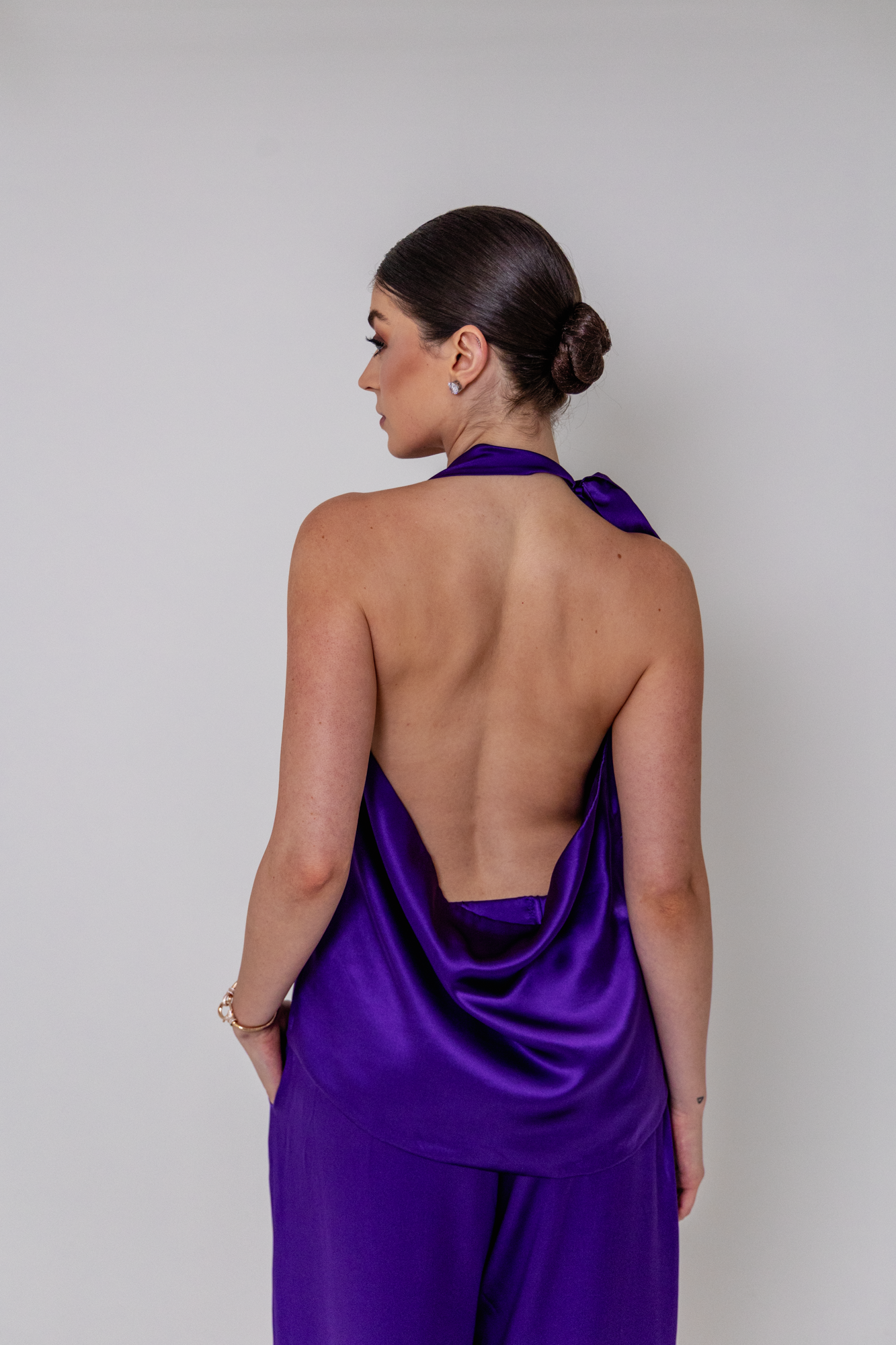 Blusa Decote V Sofia Dupla em Seda